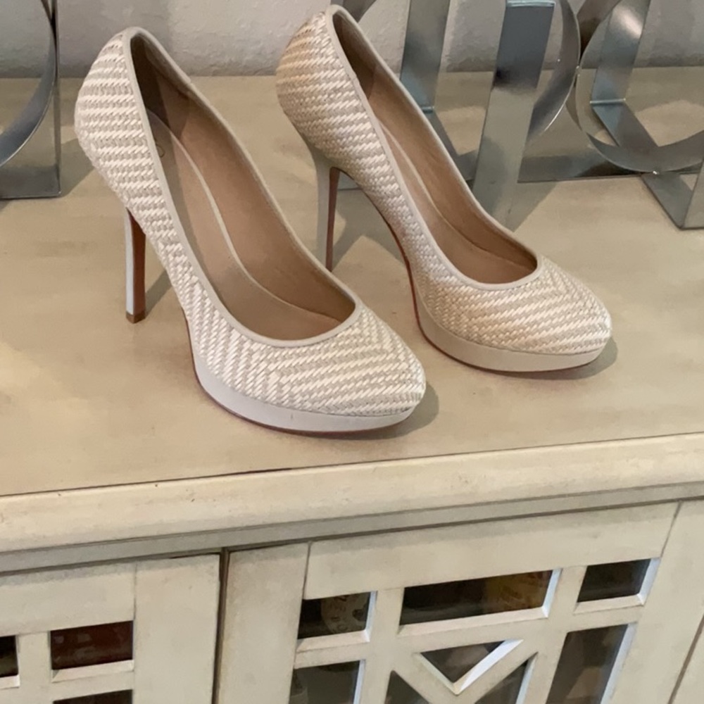Joan and David woven platform pumps, cream/pale gray, size 8.5
